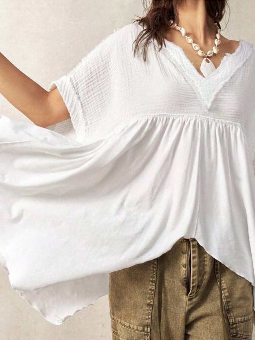 Women’s Boho White V-Neck Flowing Top. Plus Size NWT
Looks like Free People - Picture 3 of 5